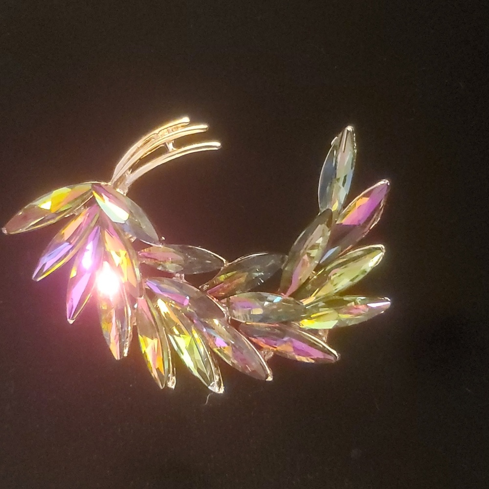 New Rainbow Crystal Marquise Curved Leaf Brooch.